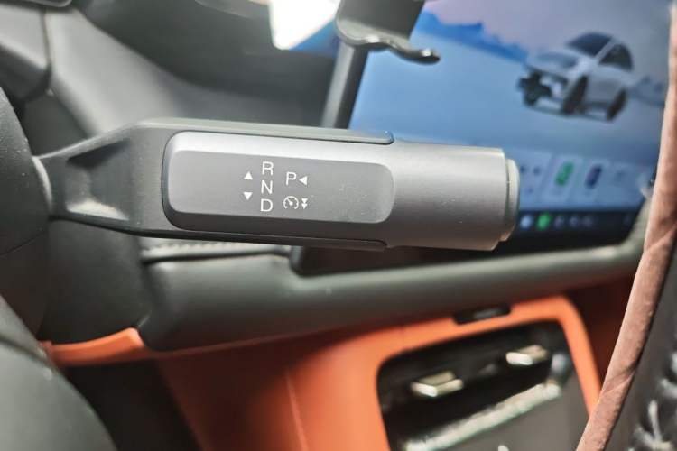 Used AION RT 2025 650 Zhijihao Edition Gear Lever