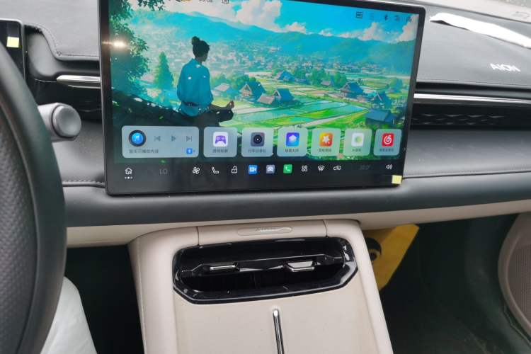 Used AION RT 2025 650 LiDAR Edition Audio And AC Panel