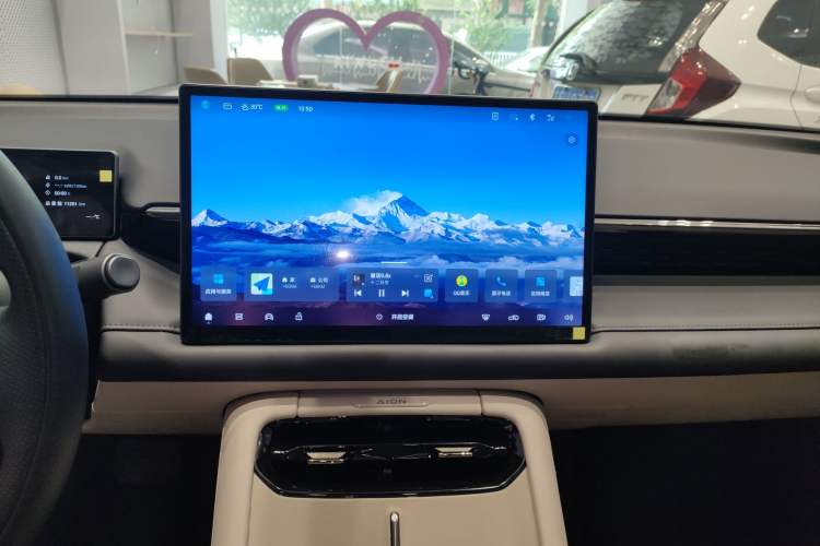 Used AION RT 2025 650 LiDAR Edition Audio And AC Panel