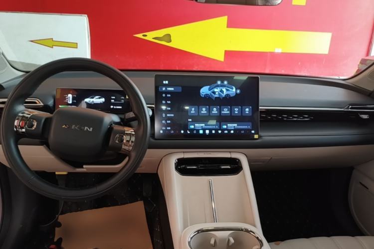 Used AION RT 2025 650 LiDAR Edition Center Console