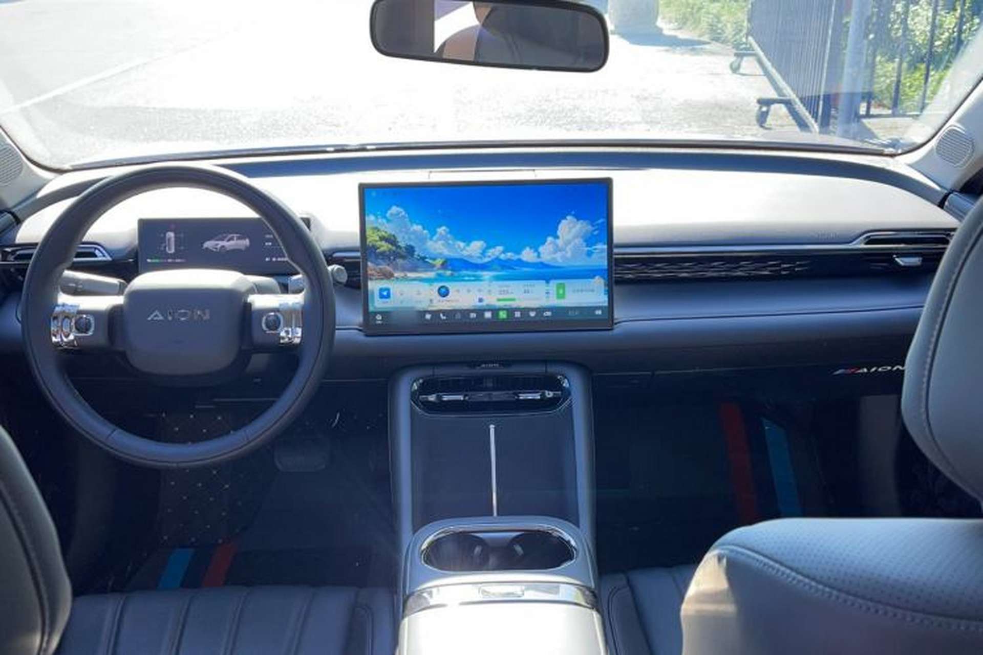 Used AION RT 2025 520 Smart Luxury Edition Center Console