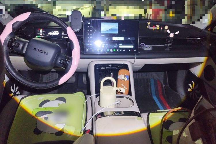 Used AION RT 2025 650 LiDAR Edition Center Console