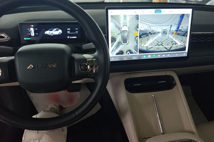 Used AION RT 2025 650 LiDAR Edition Center Console