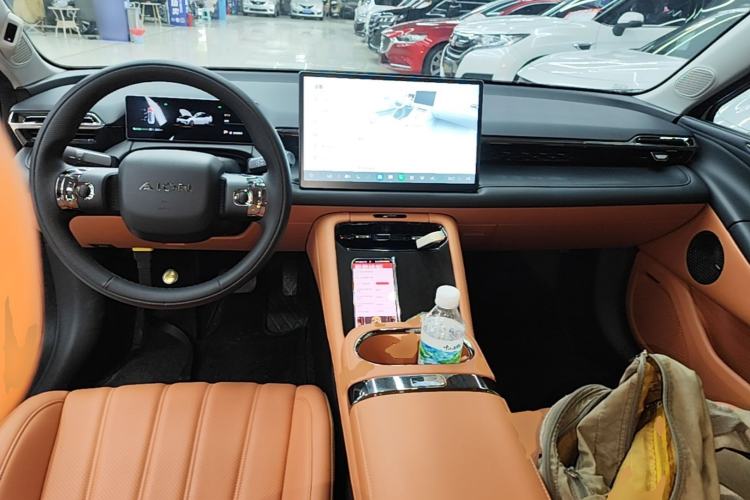 Used AION RT 2025 650 LiDAR Edition Center Console
