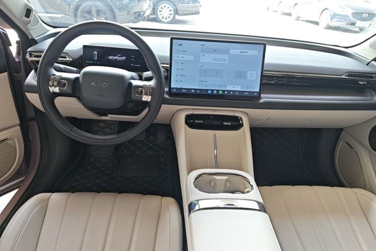 Used AION RT 2025 650 LiDAR Edition Center Console