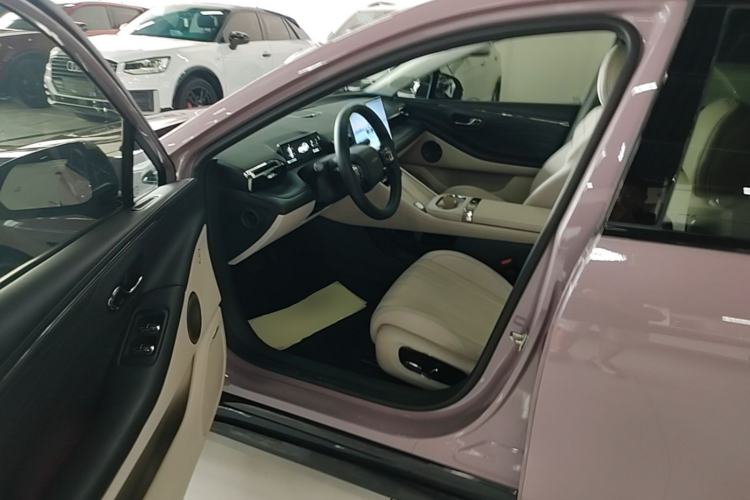 Used AION RT 2025 650 LiDAR Edition Driver Seat