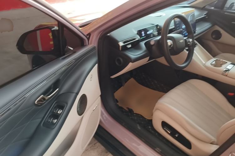 Used AION RT 2025 650 LiDAR Edition Driver Seat