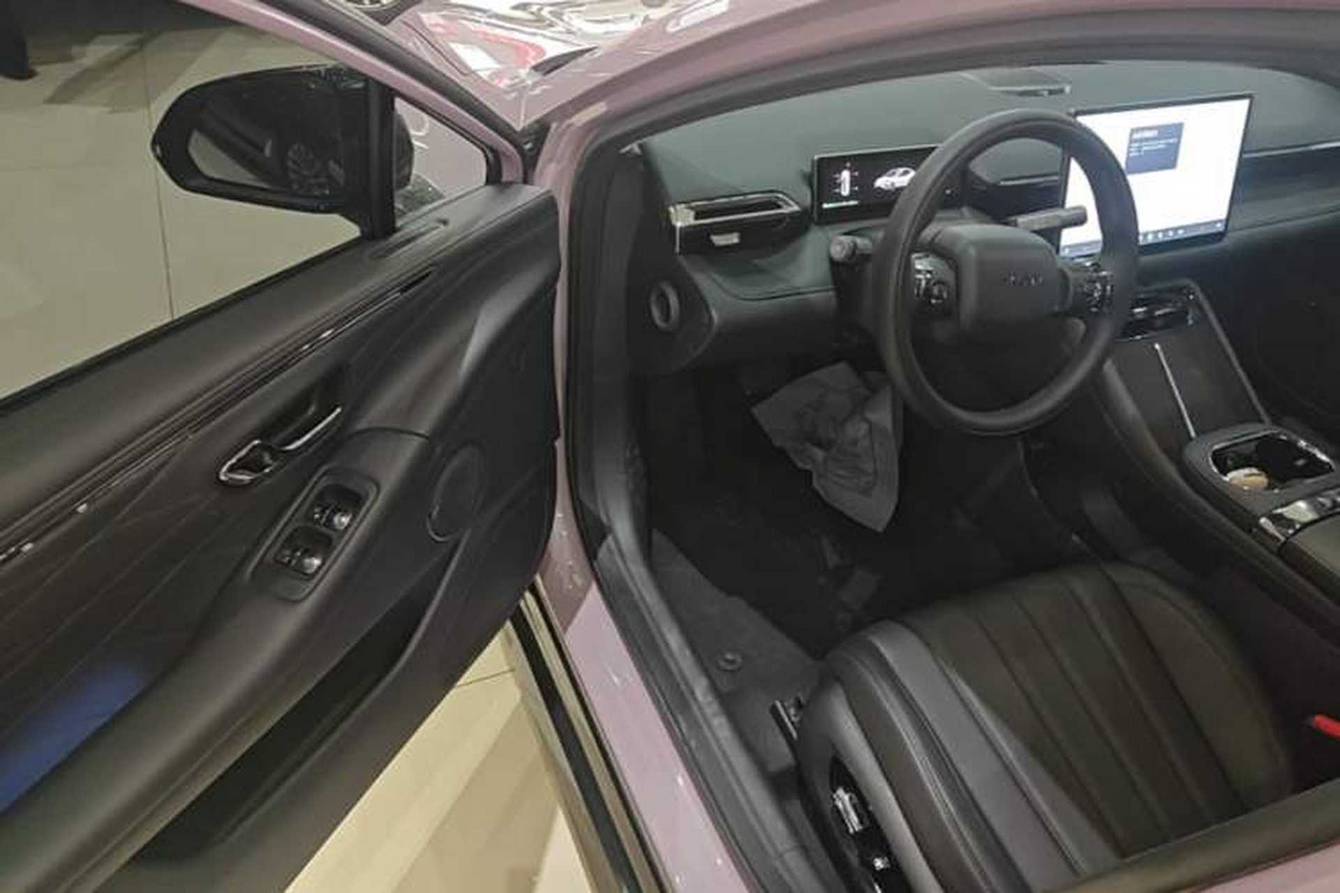 Used AION RT 2025 650 LiDAR Edition Driver Seat