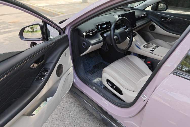 Used AION RT 2025 650 LiDAR Edition Driver Seat