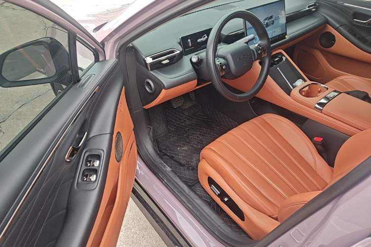 Used AION RT 2025 650 LiDAR Edition Driver Seat