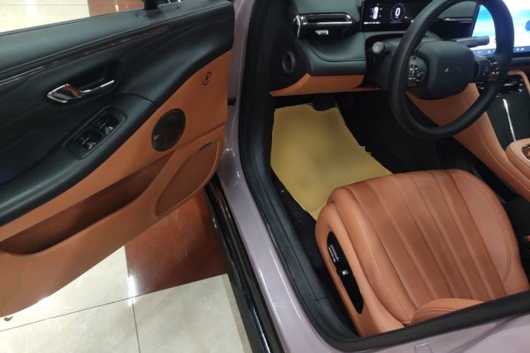 Used AION RT 2025 650 LiDAR Edition Driver Seat
