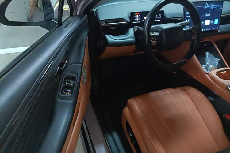 Used AION RT 2025 650 LiDAR Edition Driver Seat