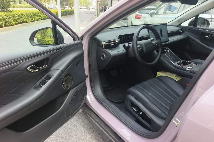 Used AION RT 2025 650 LiDAR Edition Driver Seat