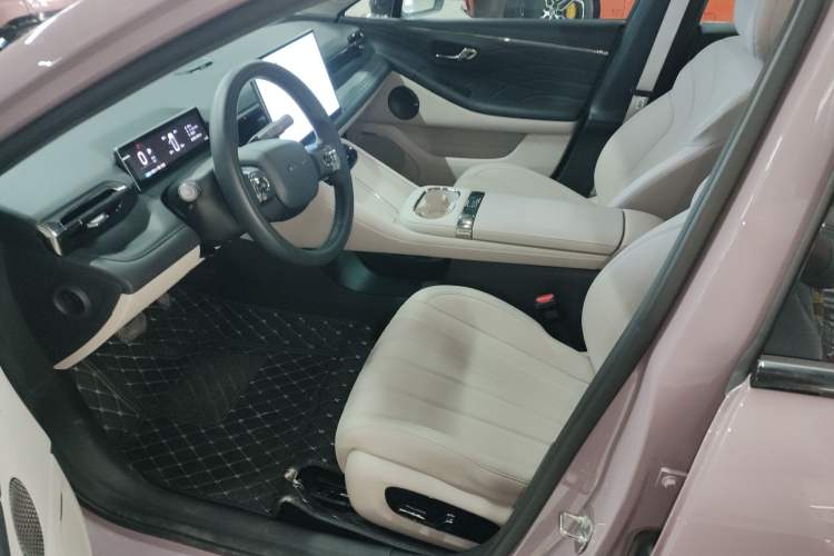 Used AION RT 2025 650 LiDAR Edition Driver Seat