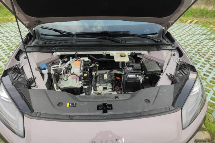 Used AION RT 2025 650 LiDAR Edition Engine Bay