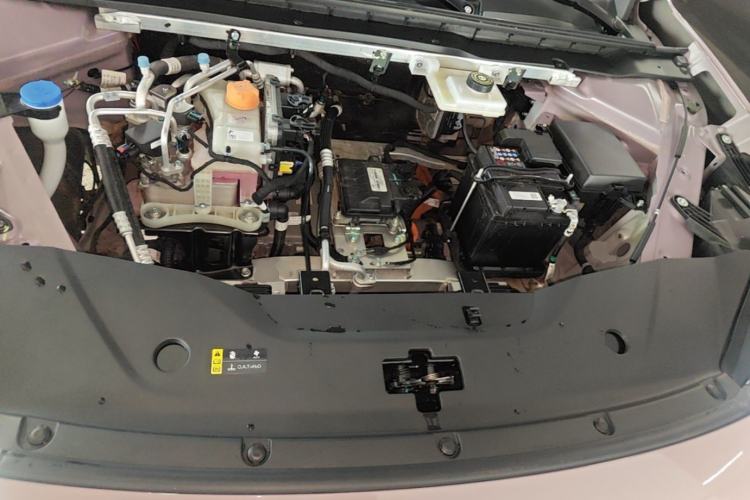 Used AION RT 2025 650 LiDAR Edition Engine Bay