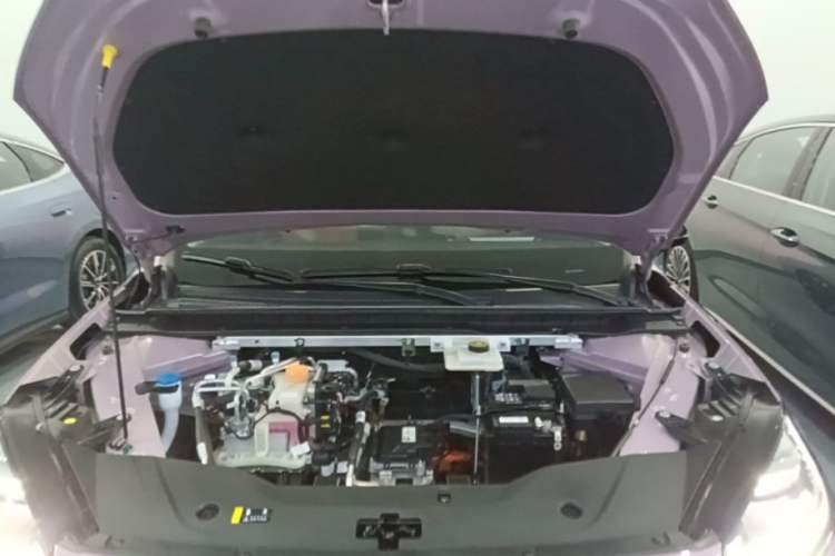 Used AION RT 2025 650 LiDAR Edition Engine Bay