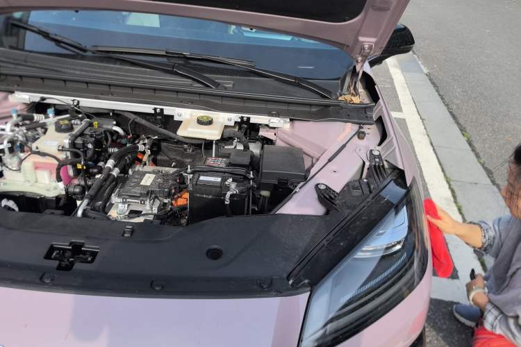 Used AION RT 2025 650 Zhijihao Edition Engine Bay Left
