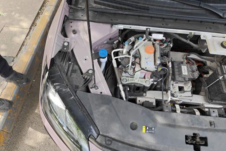 Used AION RT 2025 650 LiDAR Edition Engine Bay Right