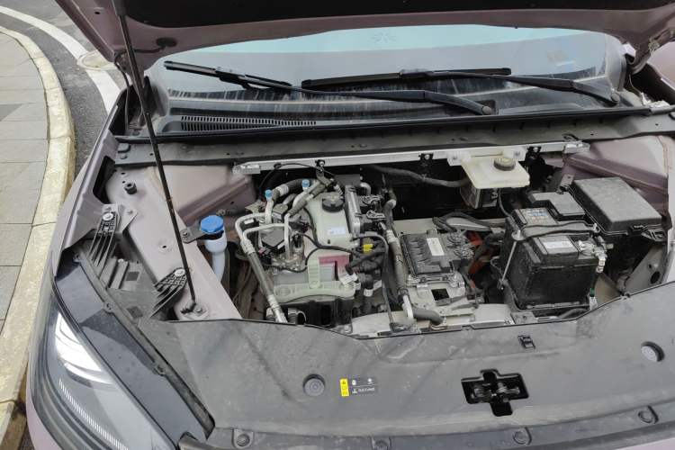 Used AION RT 2025 520 Smart Enjoy Edition Engine Bay Right