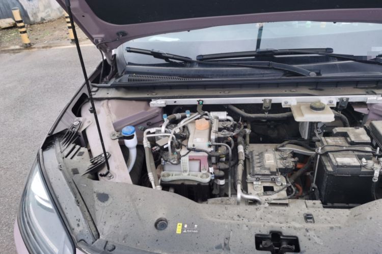 Used AION RT 2025 650 LiDAR Edition Engine Bay Right