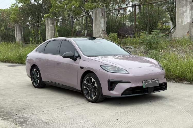 Used AION RT 2025 650 LiDAR Edition Exterior 2