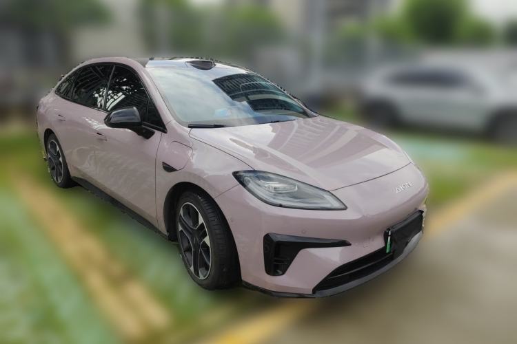 Used AION RT 2025 650 LiDAR Edition Front Right 45 Deg
