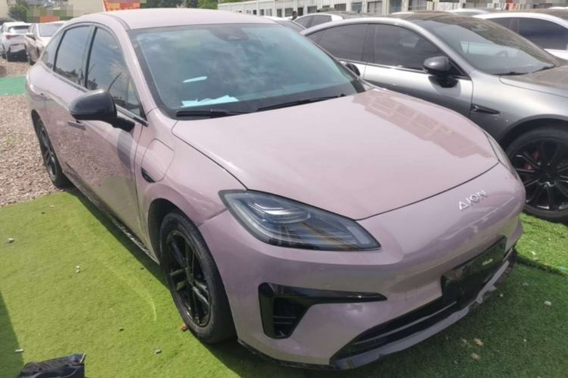 Used AION RT 2025 520 Smart Enjoy Edition Front Right 45 Deg