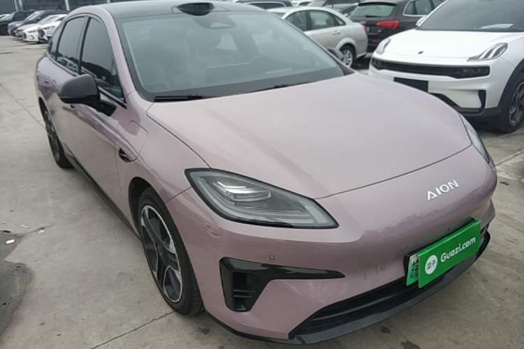 Used AION RT 2025 650 LiDAR Edition Front Right 45 Deg