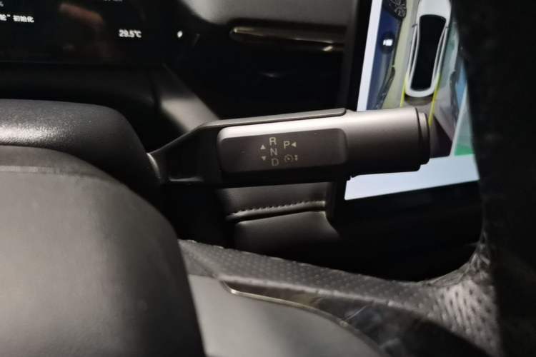 Used AION RT 2025 650 Zhijihao Edition Gear Lever