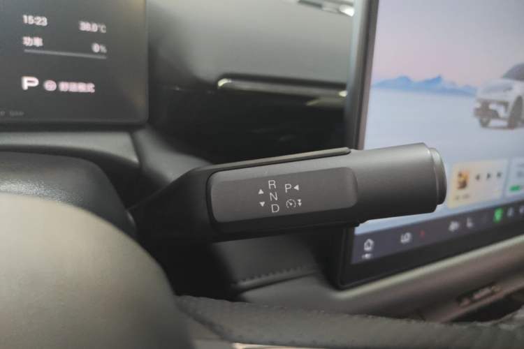 Used AION RT 2025 650 Zhijihao Edition Gear Lever