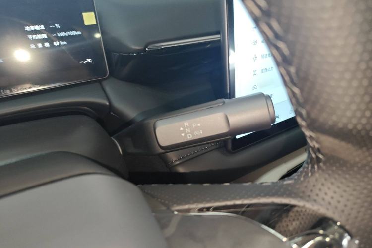 Used AION RT 2025 650 LiDAR Edition Gear Lever