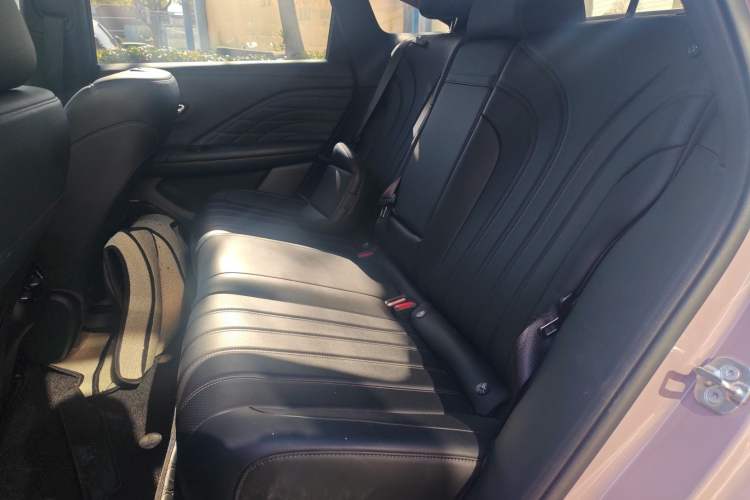 Used AION RT 2025 650 LiDAR Edition Interior 1