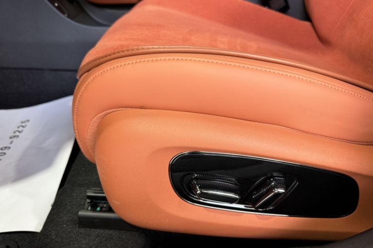 Used AION RT 2025 520 LiDAR Edition Interior 1