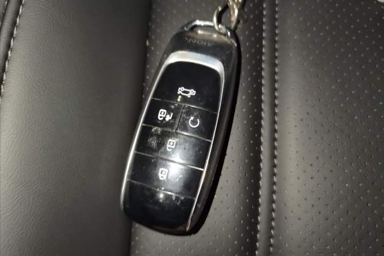Used AION RT 2025 520 Smart Enjoy Edition Interior 1