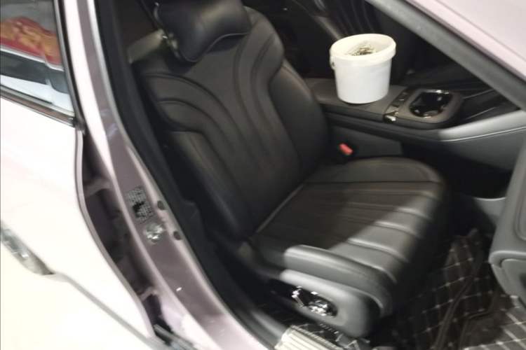 Used AION RT 2025 520 Smart Enjoy Edition Interior 11