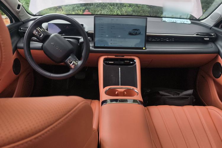 Used AION RT 2025 650 LiDAR Edition Interior 2