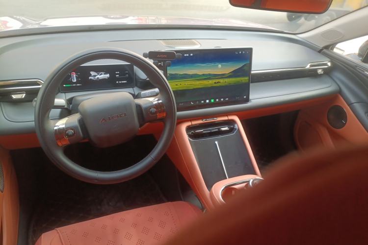Used AION RT 2025 520 Smart Luxury Edition Interior 2