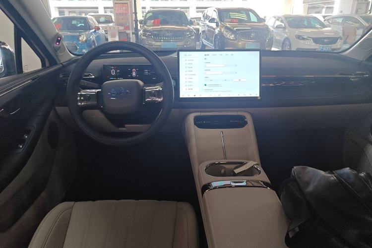 Used AION RT 2025 650 LiDAR Edition Interior 2