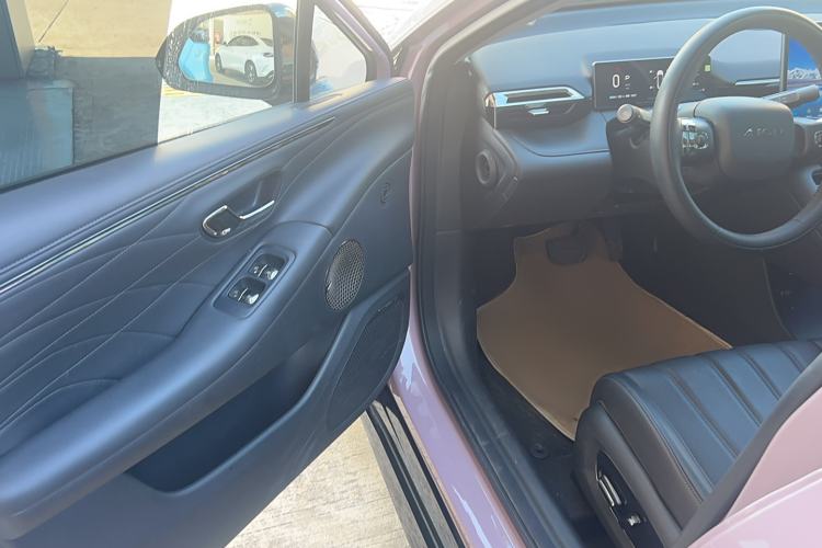 Used AION RT 2025 650 LiDAR Edition Interior 2