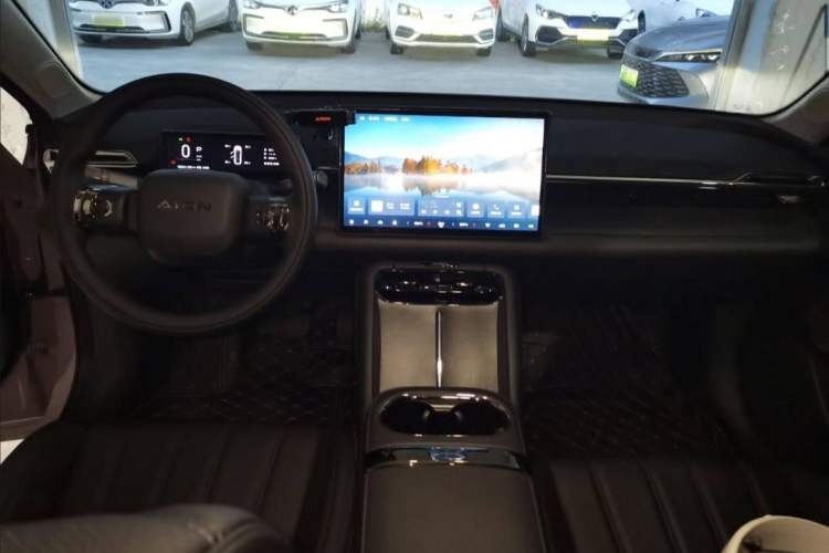 Used AION RT 2025 520 Smart Enjoy Edition Interior 2
