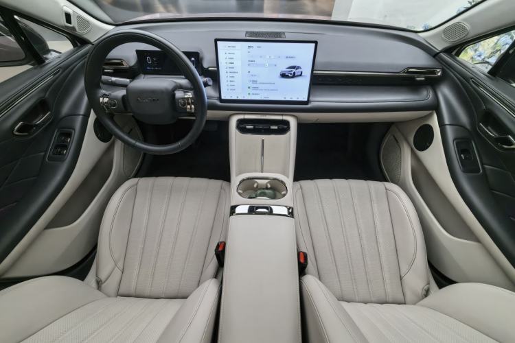 Used AION RT 2025 650 LiDAR Edition Interior 2