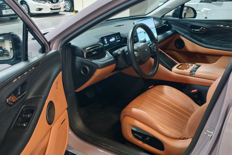 Used AION RT 2025 650 LiDAR Edition Interior 3