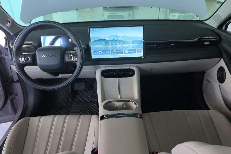 Used AION RT 2025 650 LiDAR Edition Interior 3