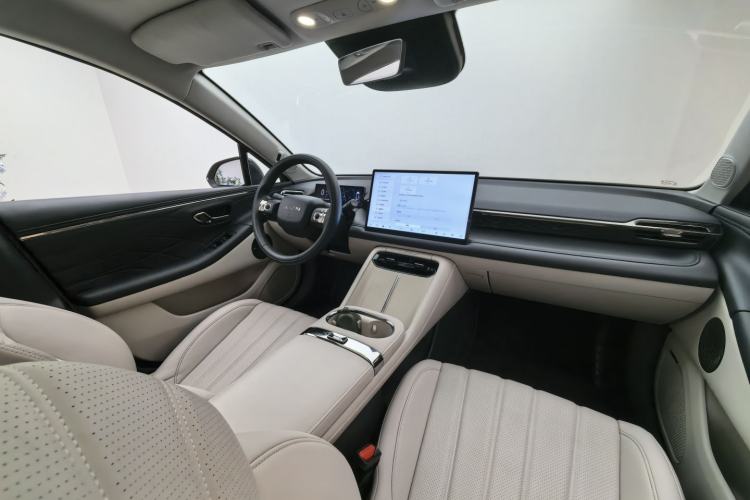 Used AION RT 2025 650 LiDAR Edition Interior 3