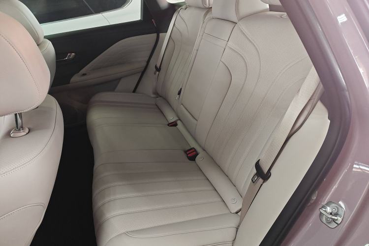Used AION RT 2025 650 LiDAR Edition Interior 4