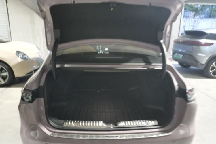 Used AION RT 2025 520 Smart Enjoy Edition Interior 9