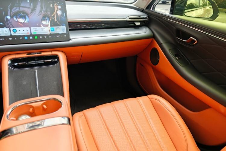 Used AION RT 2025 650 LiDAR Edition Interior 9
