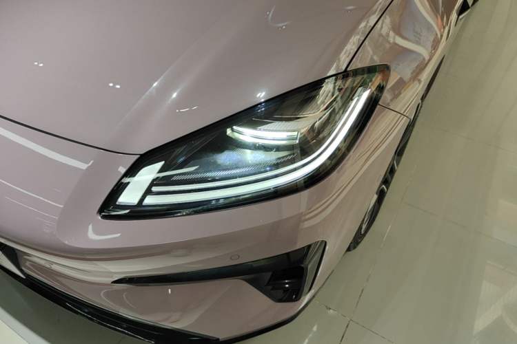 Used AION RT 2025 650 LiDAR Edition Left Front Headlight
