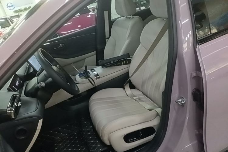 Used AION RT 2025 650 LiDAR Edition Left Front Seat